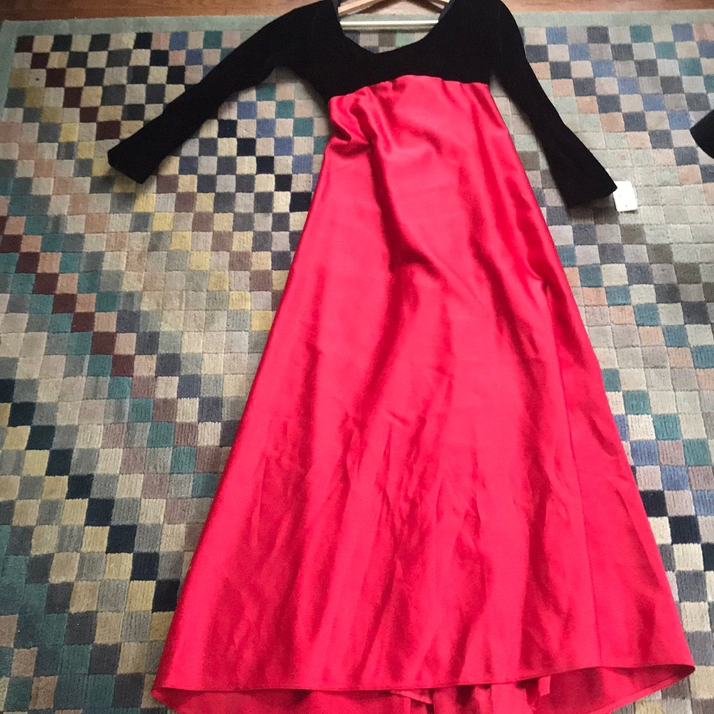 Victor Costa black/red velvet and silk gown
